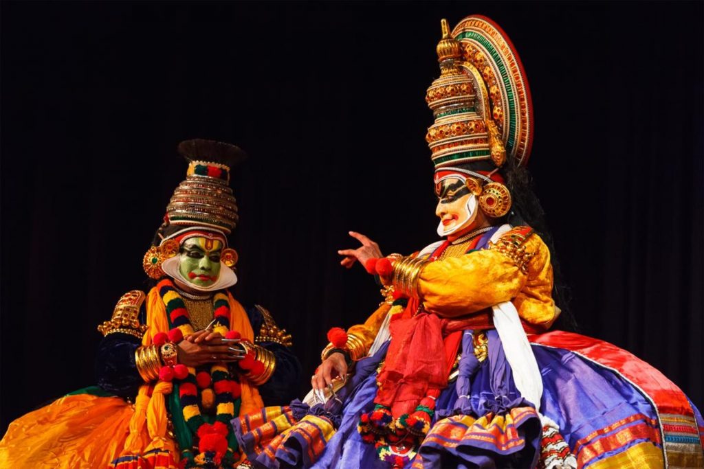 O épico Mahabharatha em dança Kathakali