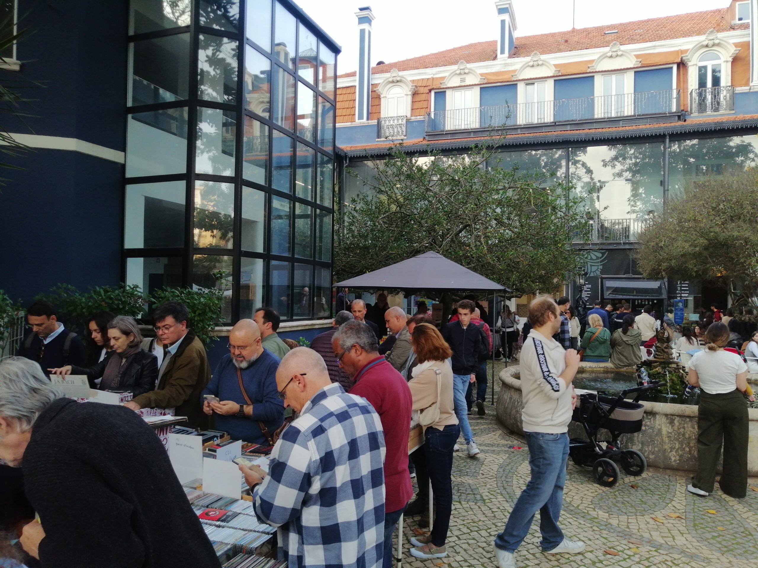 Feira de Vinil de Benfica